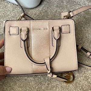 Michael Kohl’s purse